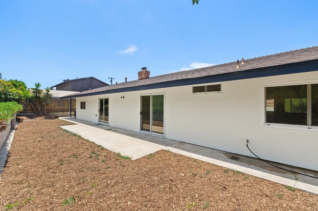 Building Photo - 2345 Worden St