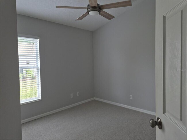 Building Photo - 6219 Blue Runner Ct