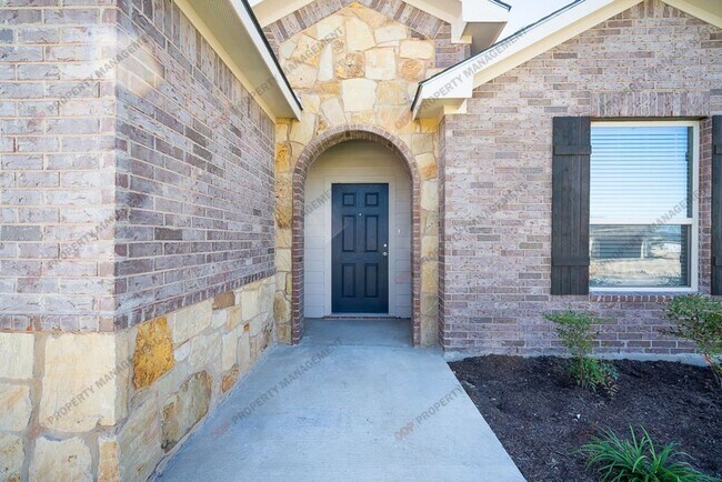 Building Photo - 7717 Hickman St