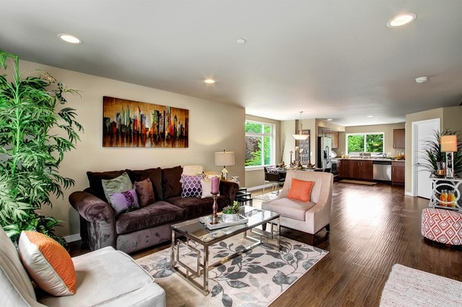 Primary Photo - 20005 Poplar Way