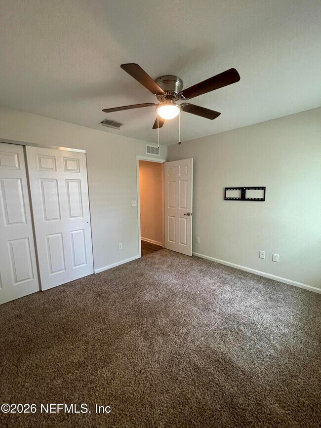 Building Photo - 5549 Broadgate Ct