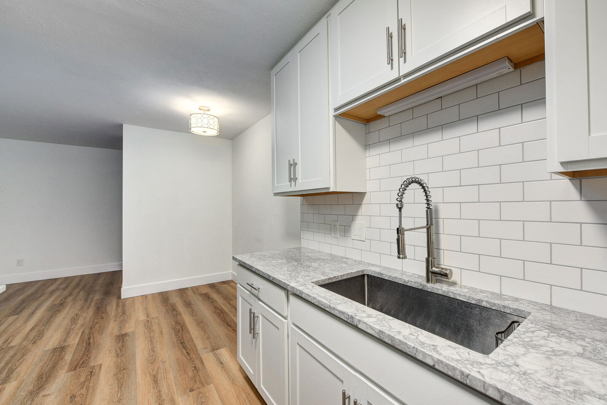 Building Photo - 20333 Detroit Rd