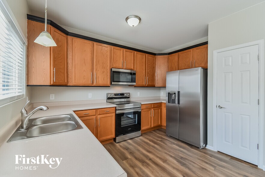 Building Photo - 4545 Settlement Way