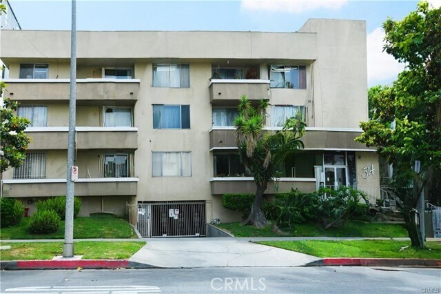 Building Photo - 514 S Harvard Blvd