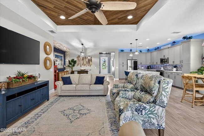 Building Photo - 504 Coral Reef Way