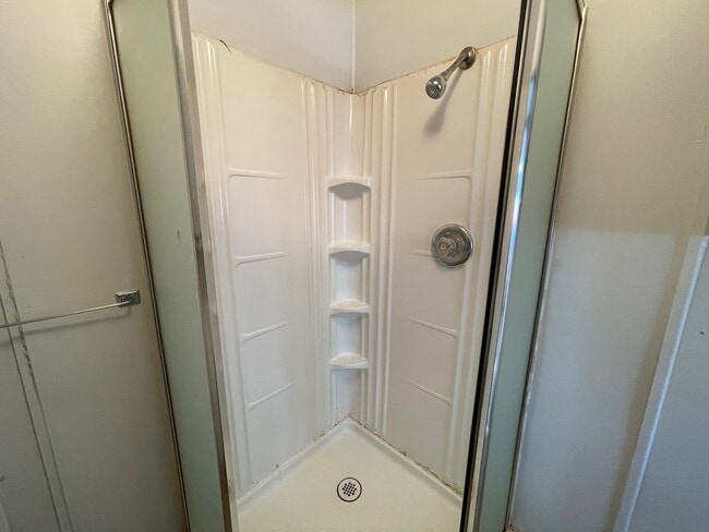 Building Photo - 501 Ave B