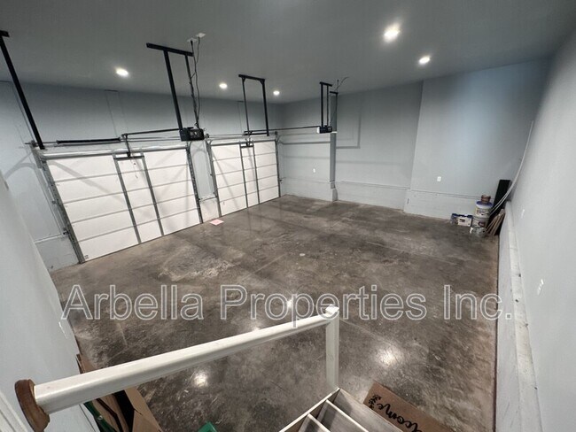 Building Photo - 283 Old Island Trail