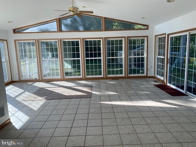 Building Photo - 13852 Dulin Rd