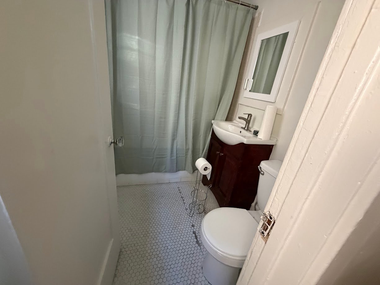 Building Photo - 1939 W Washington Blvd