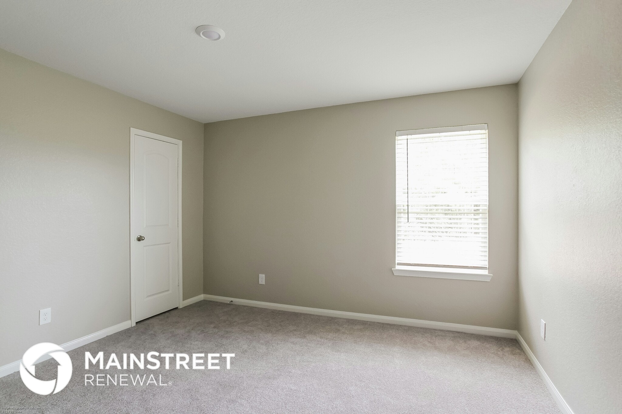 Building Photo - 27130 Leonardo Dr