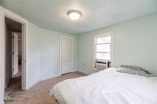 Building Photo - 818 Ballinger St