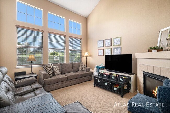 Building Photo - 23235 York Ave