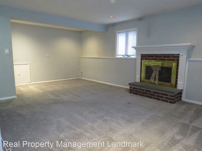 Building Photo - 3 br, 2 bath House - 18 Larkin Street
