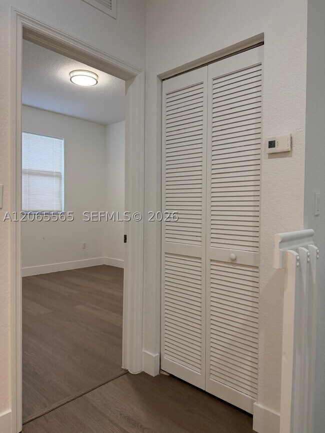 Building Photo - 4017 SW 149th Ct