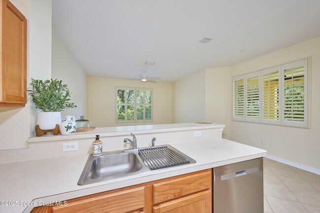 Building Photo - 9086 107th Ct