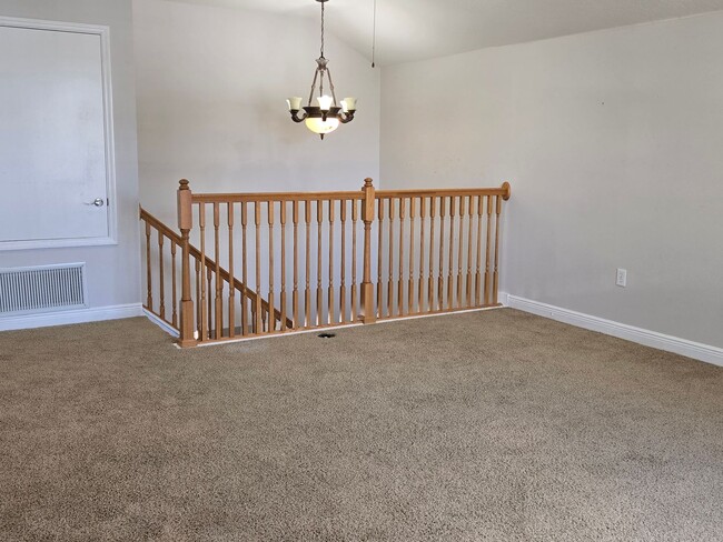 Building Photo - Freshly Painted 4BR/2BA Pool Home with Screened Pool & Spa – Move-In Ready!