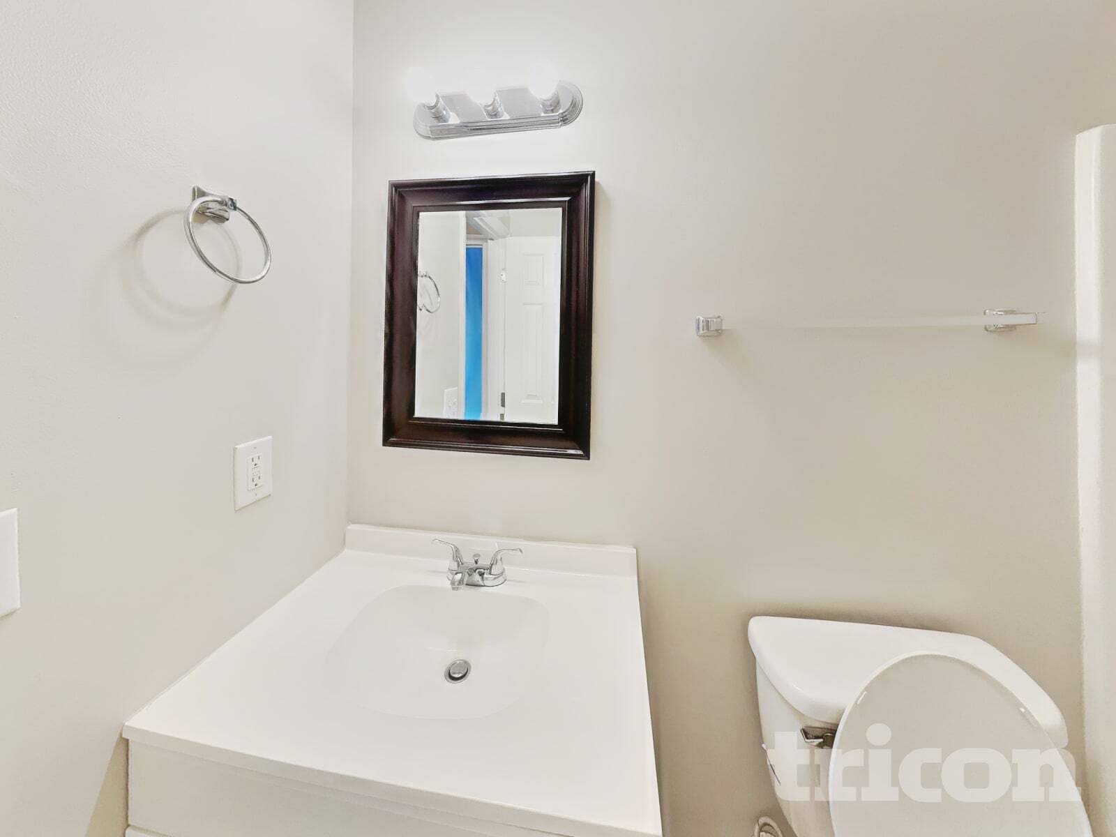 Building Photo - 112 Glengariff Ln