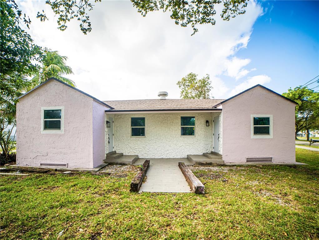 Building Photo - 412 Columbus Pky