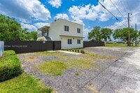 Building Photo - 21845 Goulds Ave