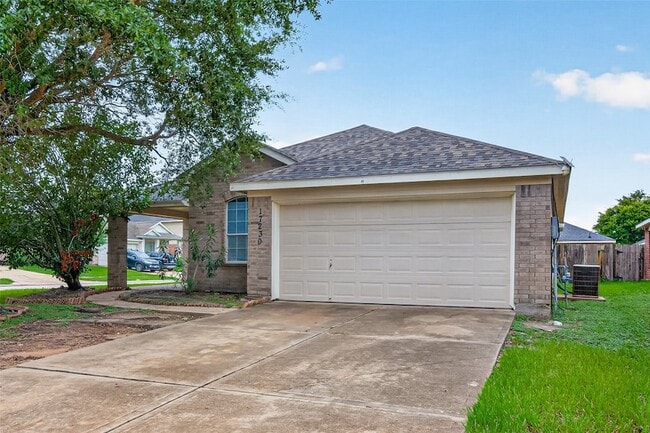 Building Photo - 17230 Hollow Sands Ct
