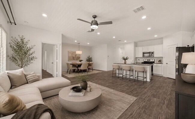 Building Photo - 14224 Dream Rd