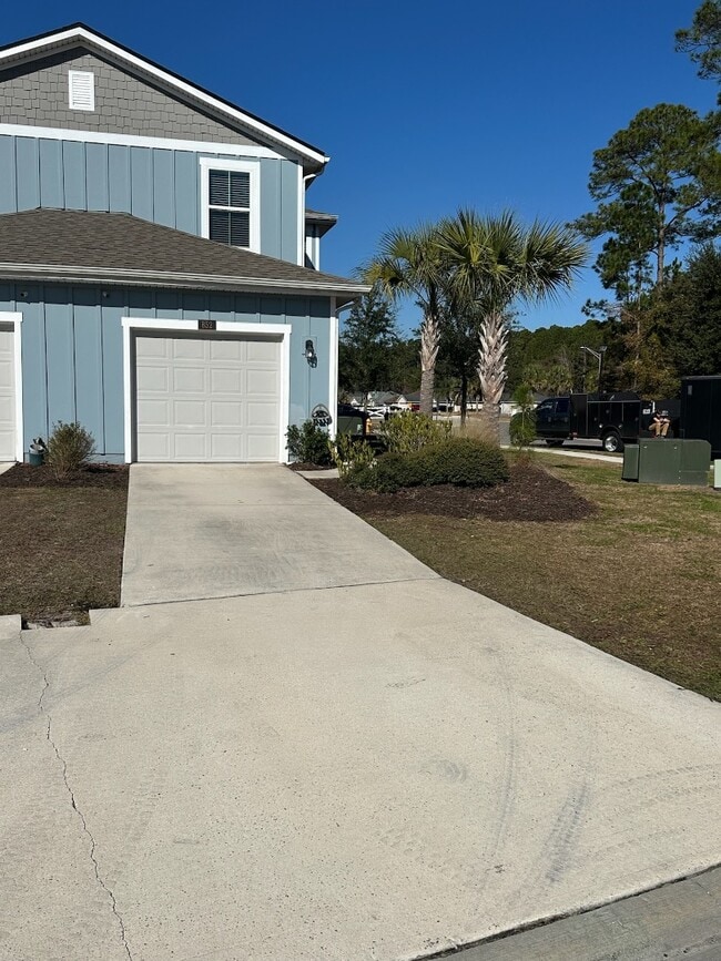 Building Photo - 852 Capitol Pkwy