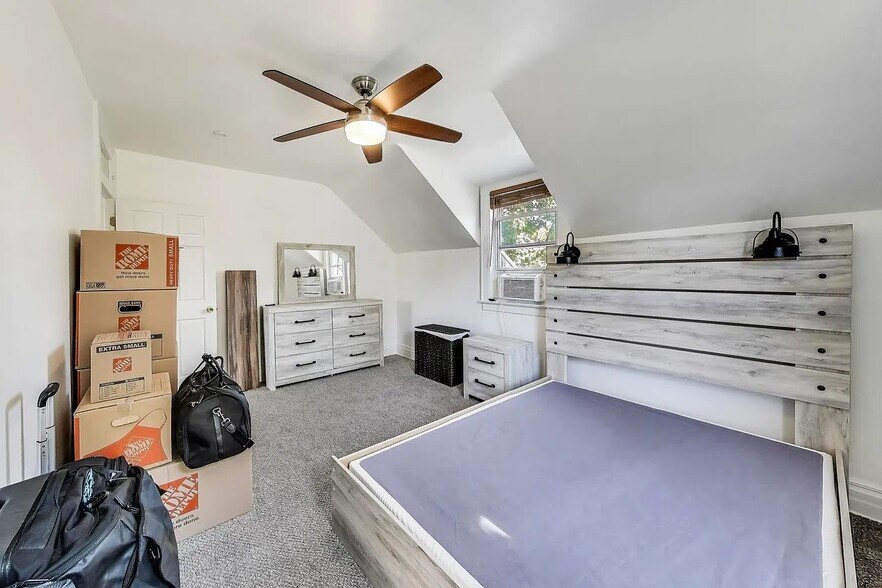 Building Photo - 869 N McKinley Rd