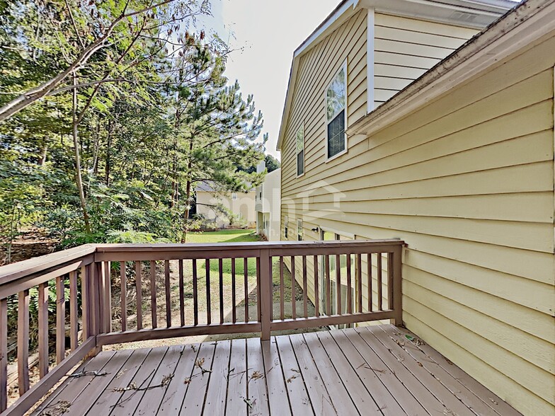 Building Photo - 32 Alston Ln SW