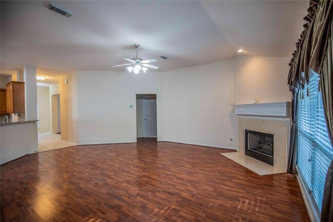 Building Photo - 187 Fairwind Trail Dr