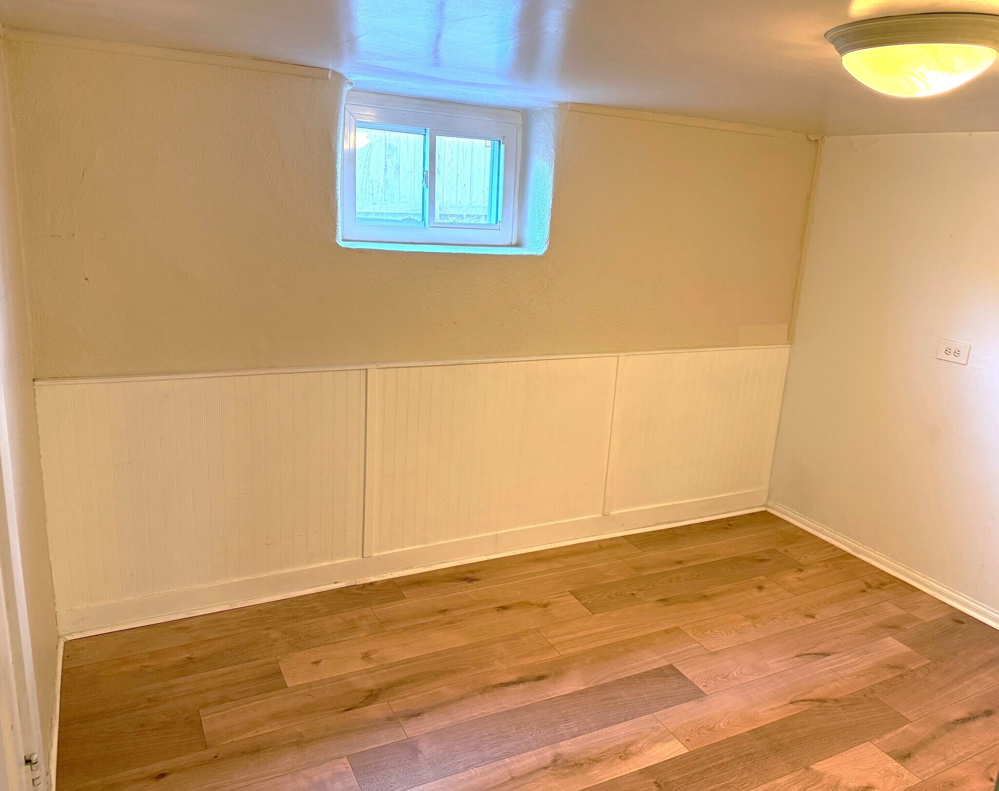 Building Photo - 3262 Stuart St