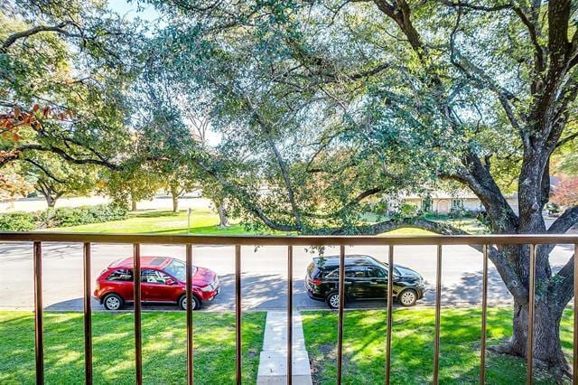 Building Photo - 4006 Ridglea Country Club Dr