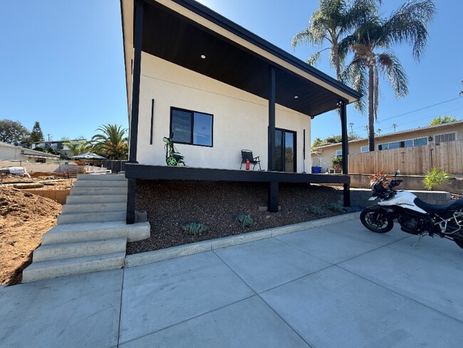 Building Photo - 227 Hillside Terrace