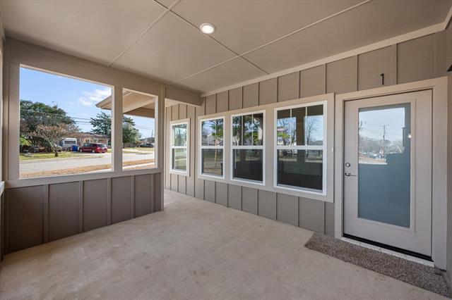 Building Photo - 508 E Kimball St