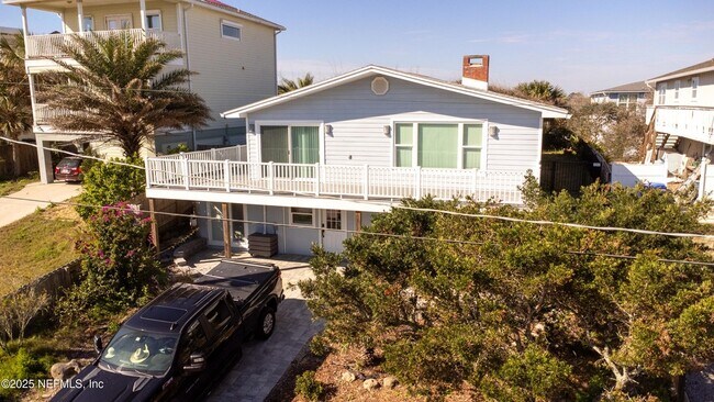 Building Photo - 5455 Pelican Way