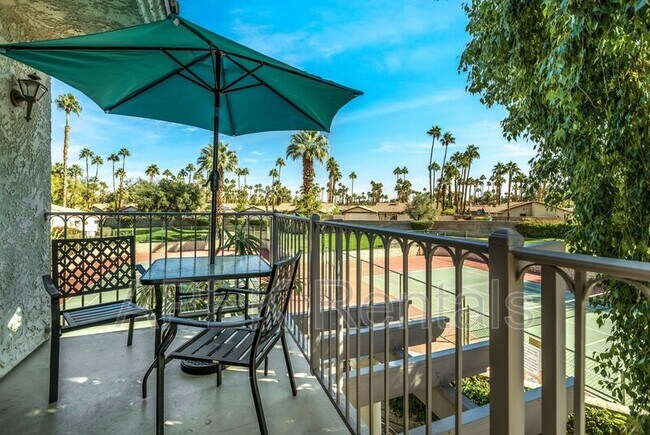 Building Photo - 2701 E Mesquite Ave