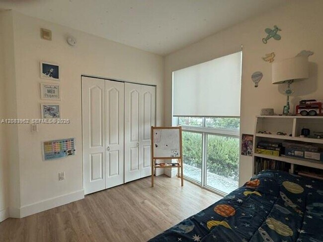 Building Photo - 7265 SW 89th St