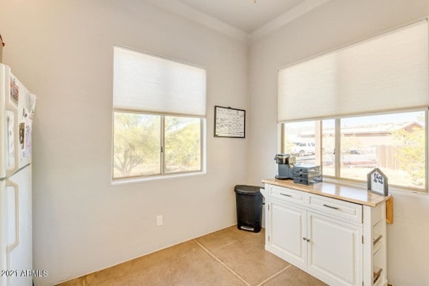 Building Photo - 1712 E Desert Ranch Rd