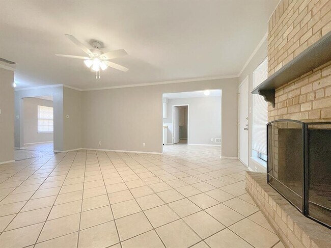 Building Photo - 11108 Blossom Bell Dr