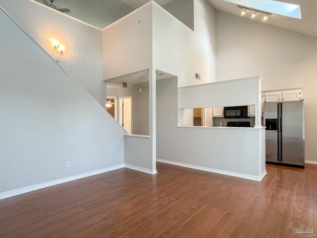 Building Photo - 7045 Weatherwood Dr