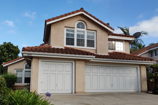 Primary Photo - 1808 Crystal Ridge Way