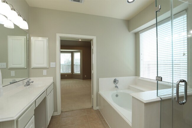 Building Photo - 9603 Red Rugosa Dr