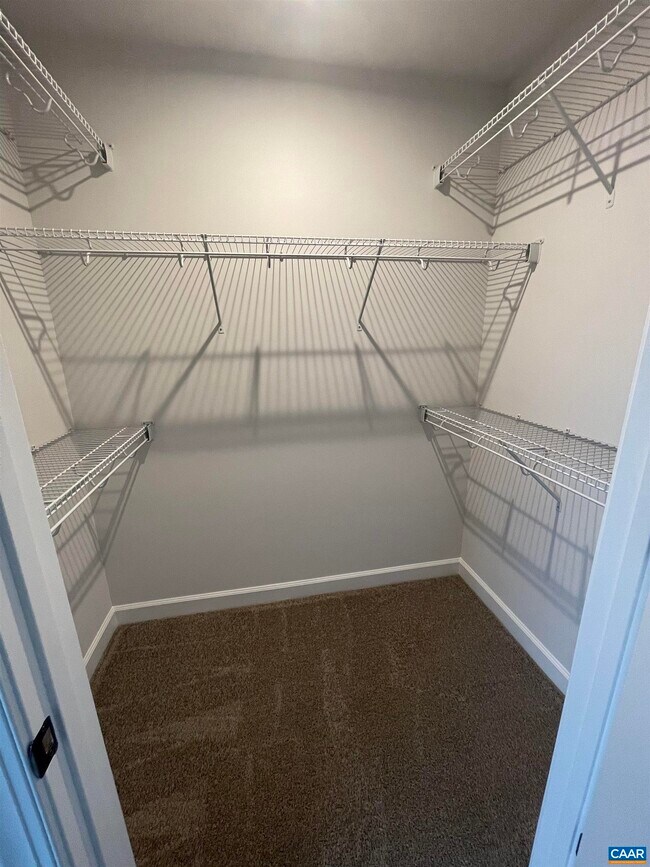 Building Photo - 5178 Golf Dr