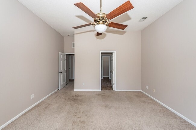 Building Photo - 3 Bedroom, 2 Bathroom Home in Whitehall - North Charleston