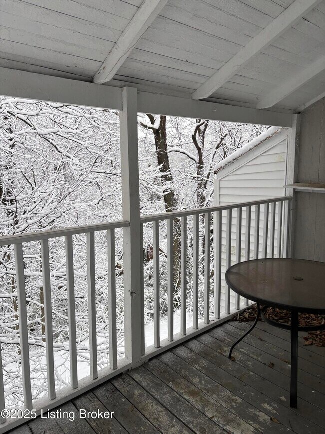 Building Photo - 163 N Keats Ave