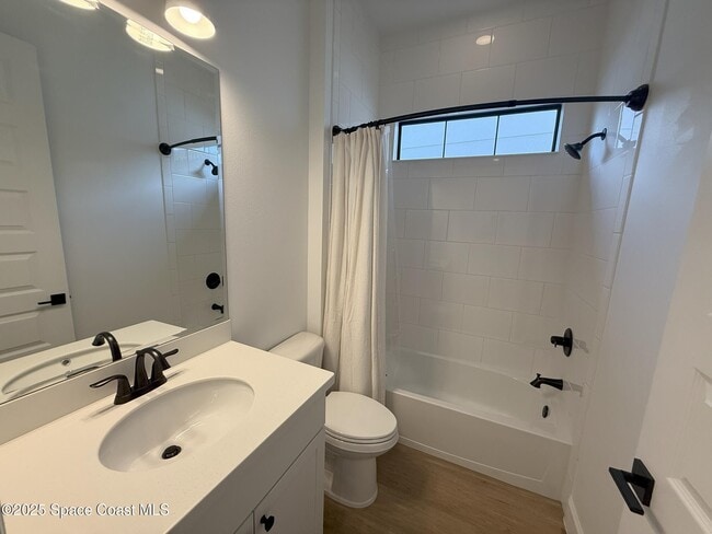 Building Photo - 8367 Gullen Dr
