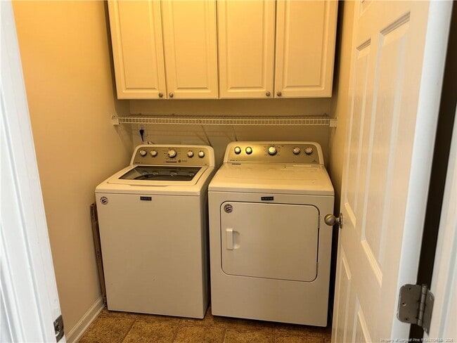 Building Photo - 345 Belmont Dr