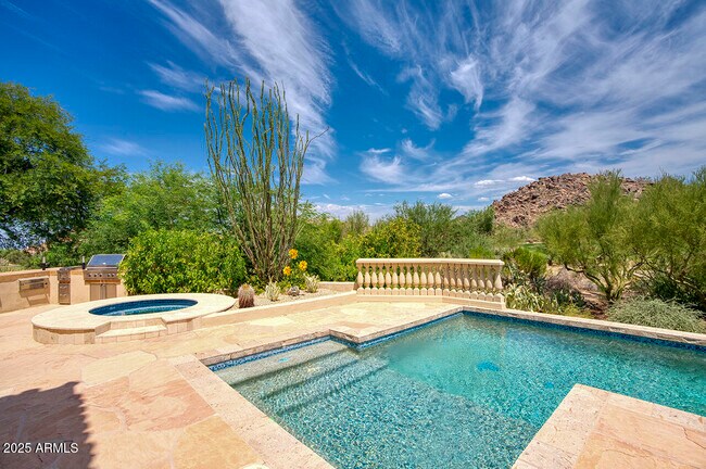 Building Photo - 10420 E Morning Vista Ln