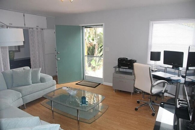 Building Photo - 861 Missouri St