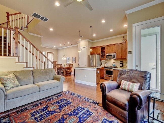 Building Photo - 4545 Mattie St