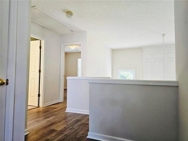 Building Photo - 3229 Davenport Park Ln